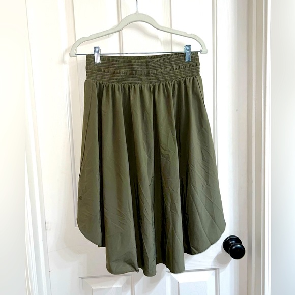 Lululemon🍋  The Everyday Skirt in Sage Size  6 - Picture 5 of 9